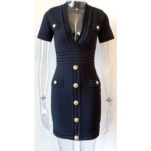 BNWT rivet button knitted short sleeve V-neck dress black with gold buttons